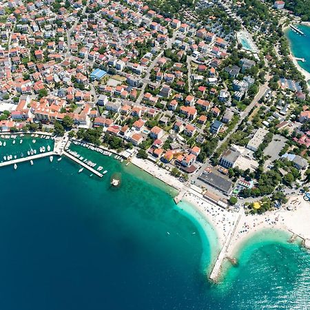 Apartments And Rooms With Parking Space Selce, Crikvenica - 2362 Exterior photo
