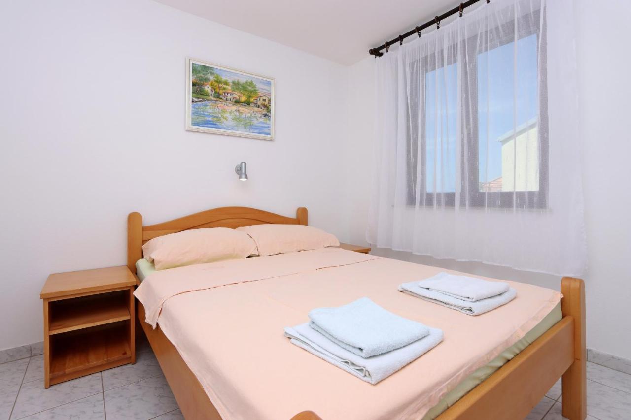 Apartments And Rooms With Parking Space Selce, Crikvenica - 2362 Exterior photo