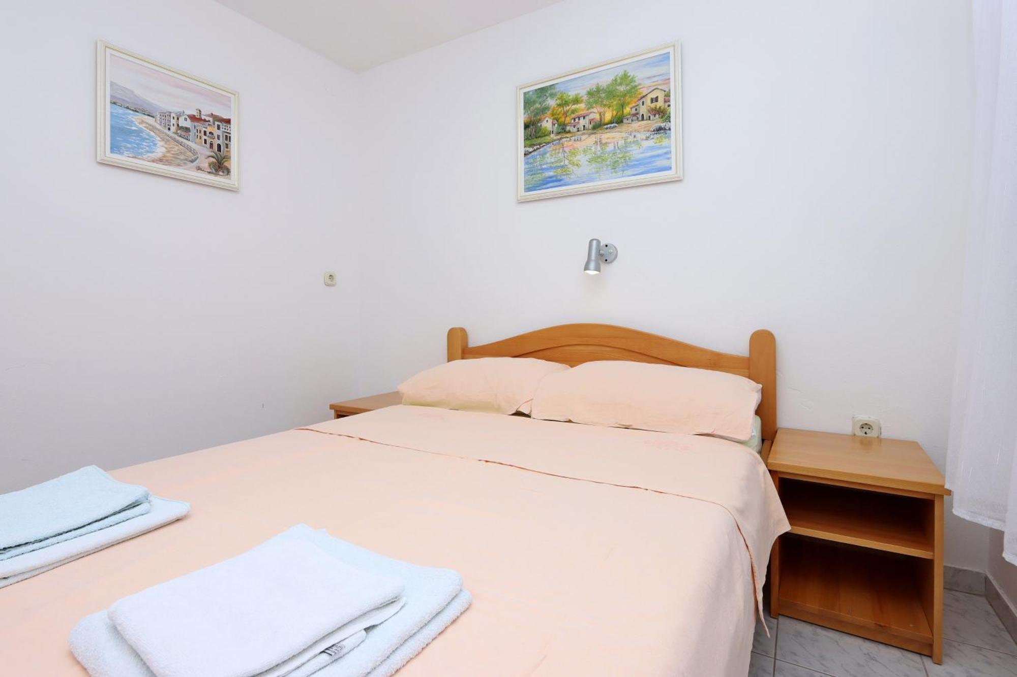 Apartments And Rooms With Parking Space Selce, Crikvenica - 2362 Room photo
